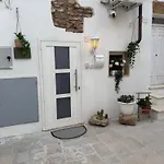 Agrimi לינה וארוחת בוקר 3*